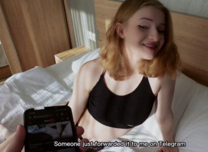 Bí mật phim sex của em gái bị anh trai bắt gặp và kết thúc đầy khoái lạc