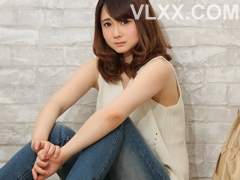 Nữ Sinh Xinh Đẹp Quyến Rũ Lần Đầu Tiên Thử Quay Video Sex Nóng Bỏng